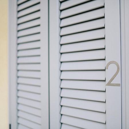 Lora Rose Suite ,Free Parking, Self Check In,2 Como Eksteriør billede