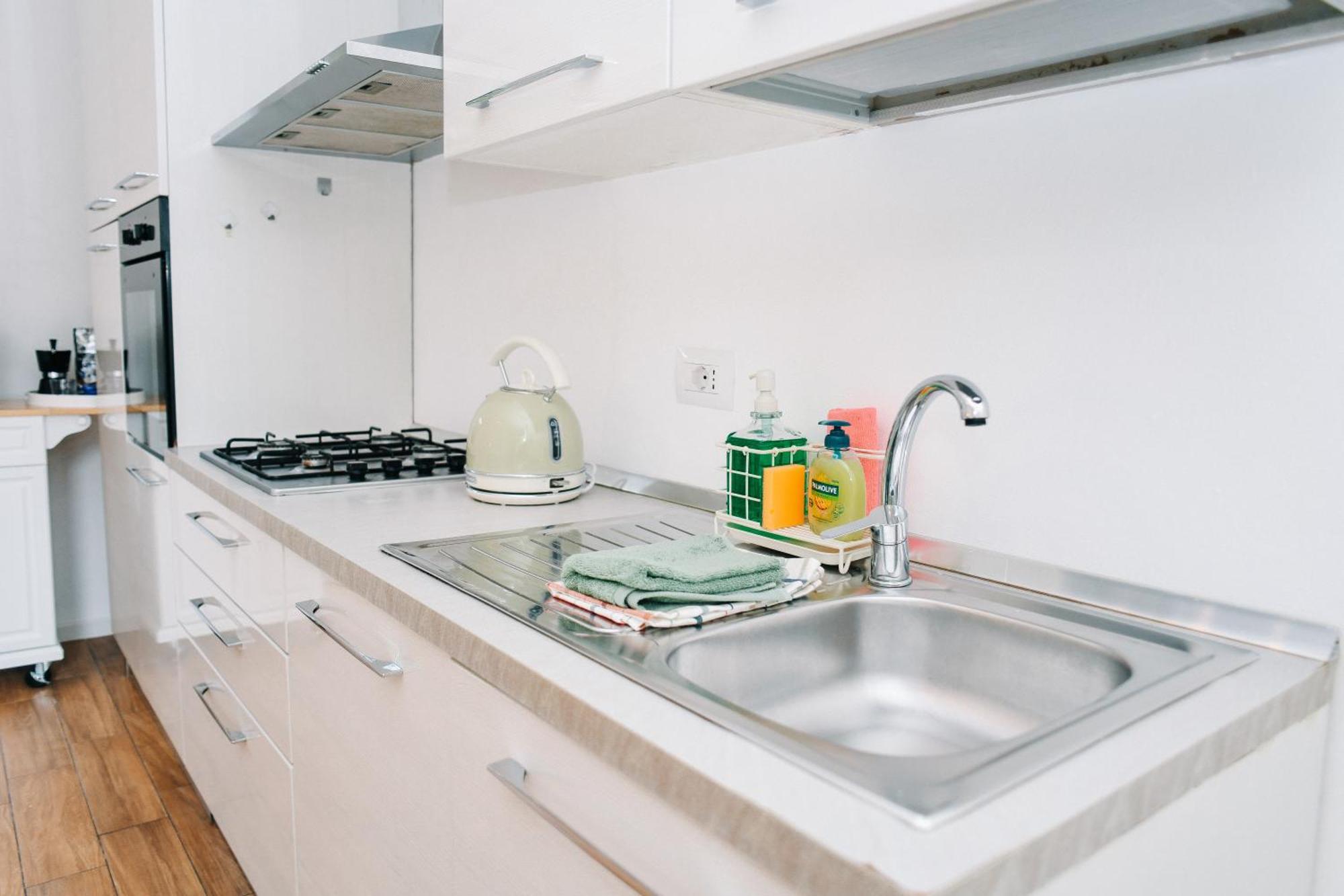 Lora Rose Suite ,Free Parking, Self Check In,2 Como Eksteriør billede