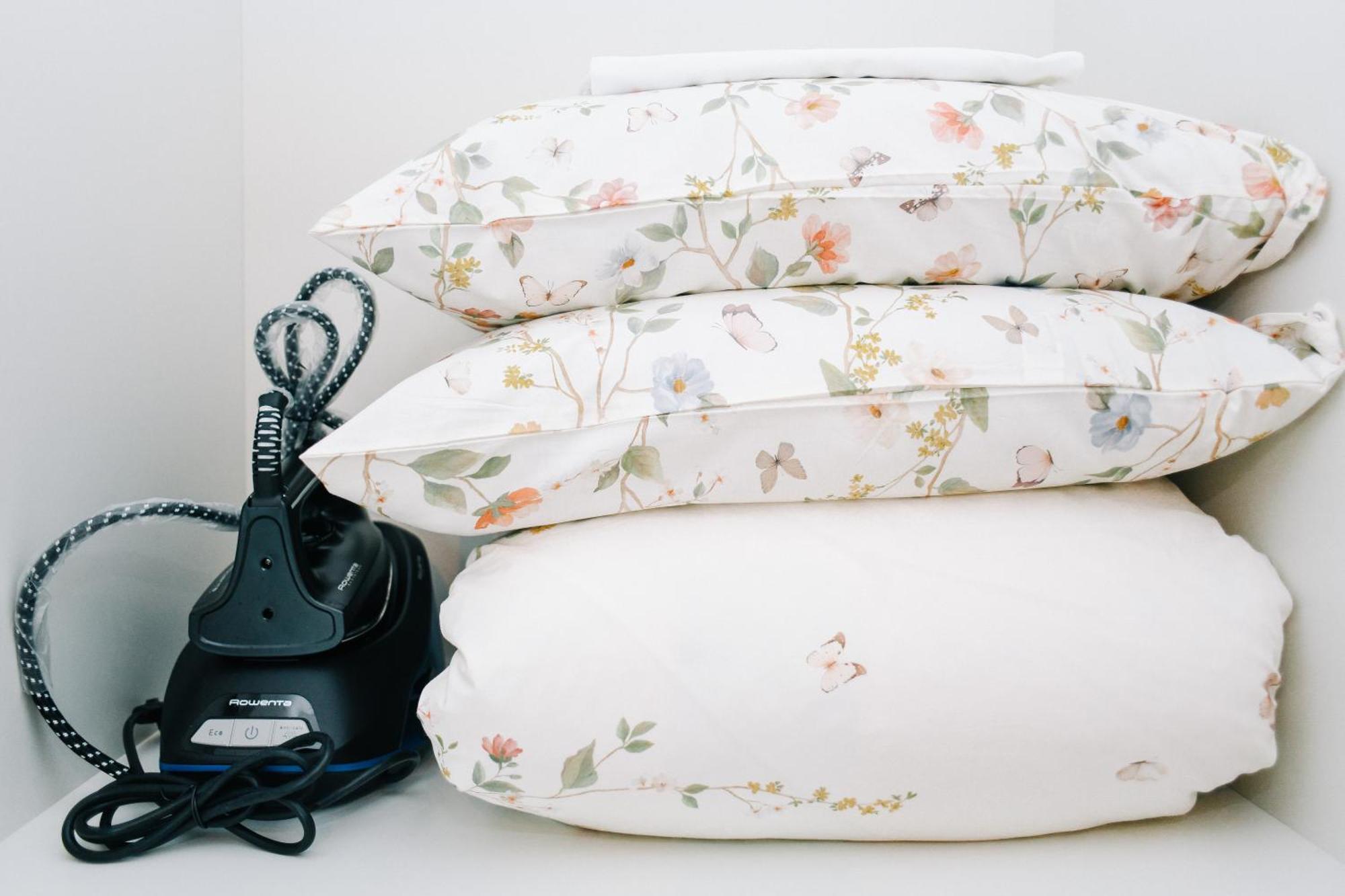 Lora Rose Suite ,Free Parking, Self Check In,2 Como Eksteriør billede