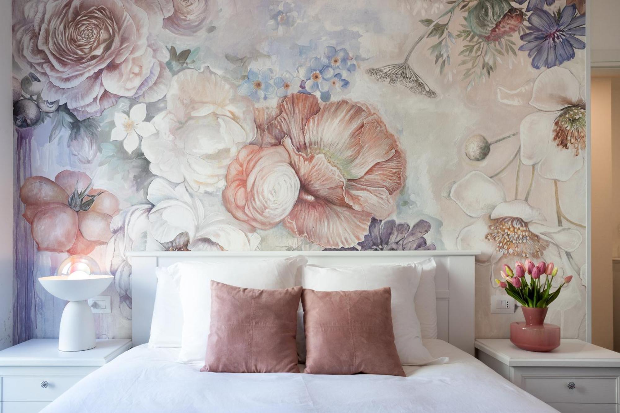 Lora Rose Suite ,Free Parking, Self Check In,2 Como Eksteriør billede